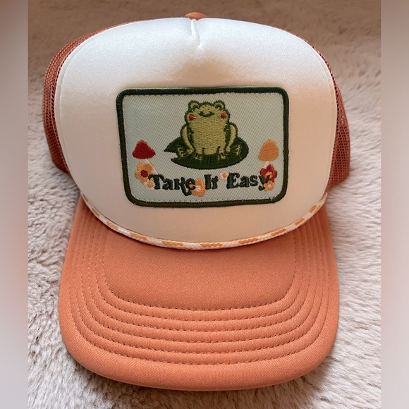 New! Frog and Mushroom “Take it Easy” Trucker Hat - Picture 1 of 5
